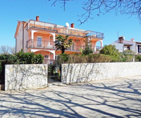 Two-Bedroom Apartment in Medulin IX